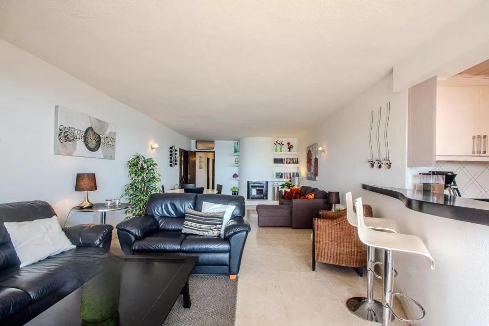 Apartamento Ocean Bliss - Panoramic Sea View - 20m To - 2 Swimming Pools - Private Parking Albufeira
